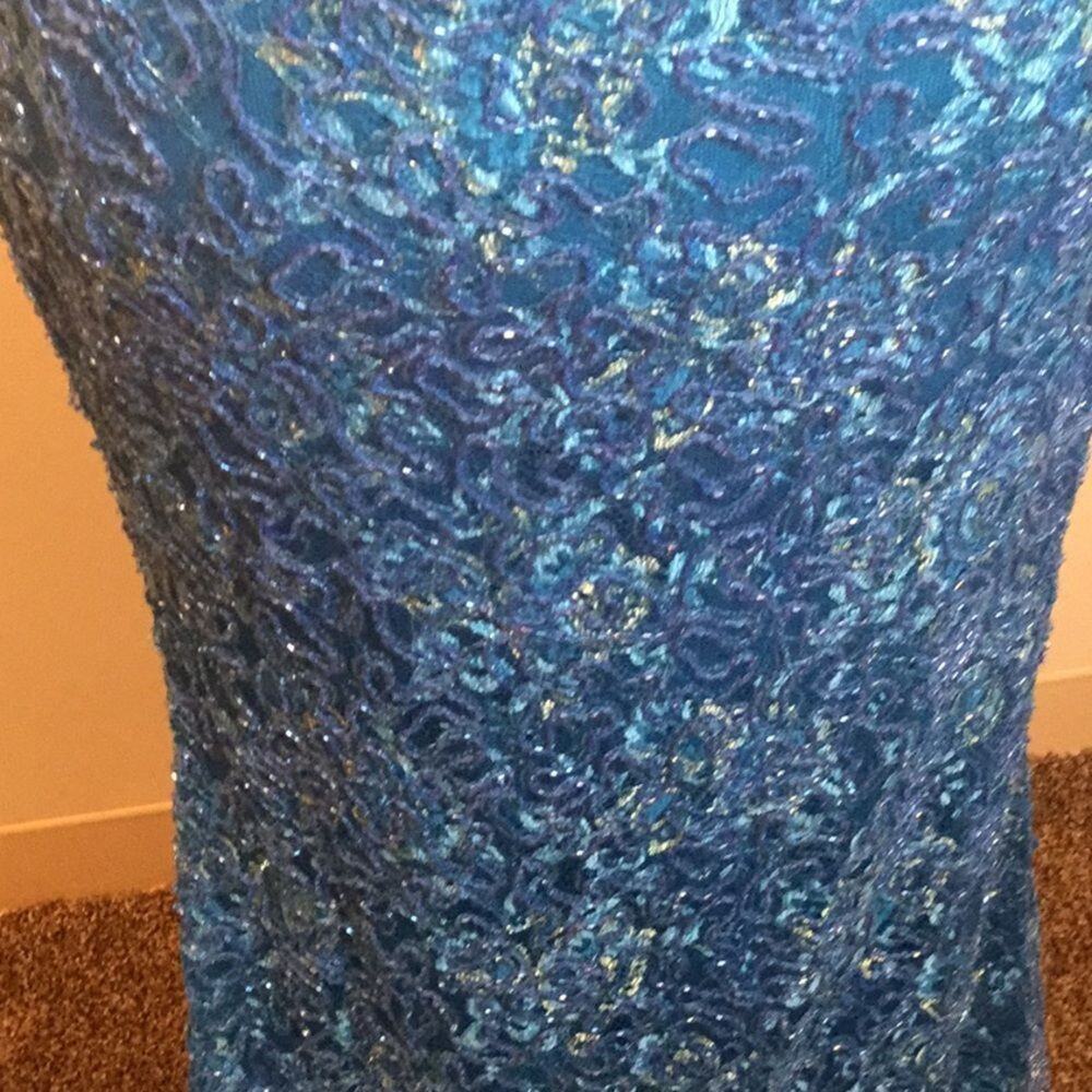Pre-own worn once Le femme Marylin Monroe … - Picture 4 of 6